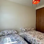 L11 - Bajo Con Jardin En Linsoles - Villmor * Anciles