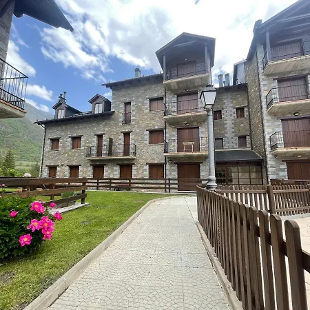 L11 - Bajo Con Jardin En Linsoles - Villmor