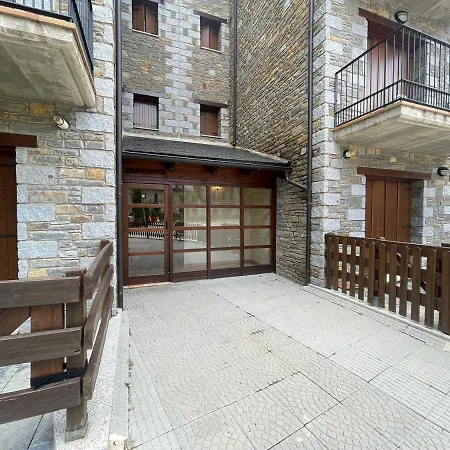 L11 - Bajo Con Jardin En Linsoles - Villmor Anciles